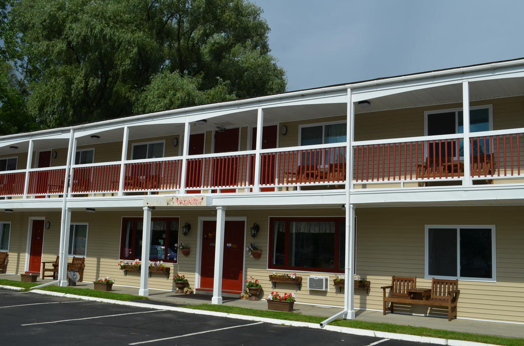 Cozy Corner Motel Williamstown Exterior photo